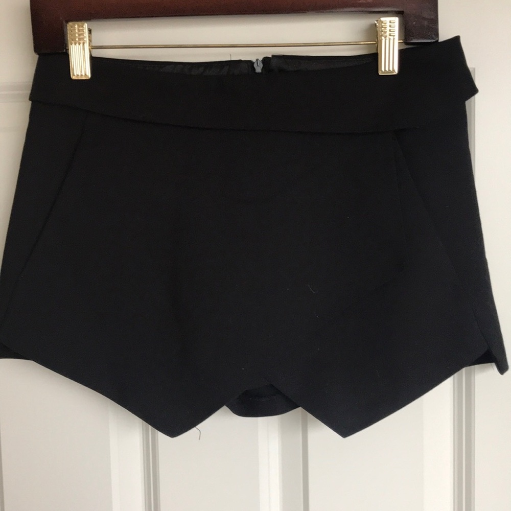 Zara Skort